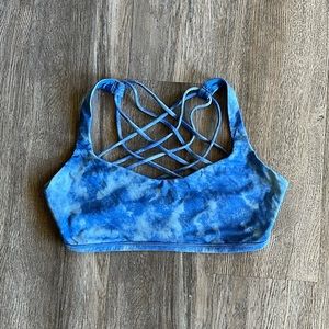 LULULEMON. free to be wild bra